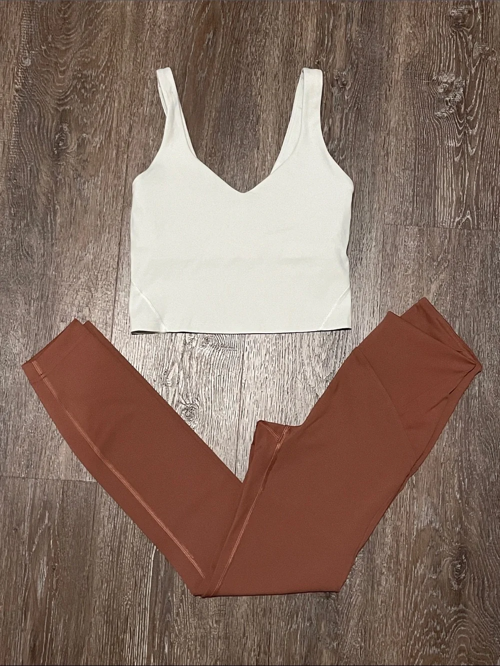GUC Lululemon Bone/Copper Workout Set. Size 2